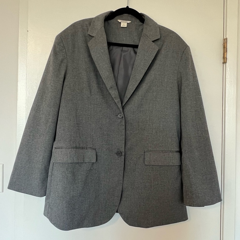 Monki Oversized Blazer in grey. Size Small/US size 6.